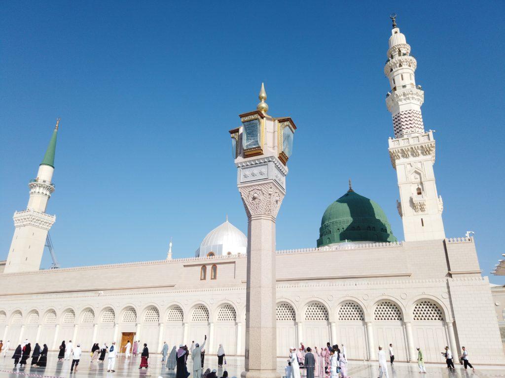 Experience A Convenient Holy Journey With Best Umrah Packages